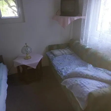 Red Rose Apartment